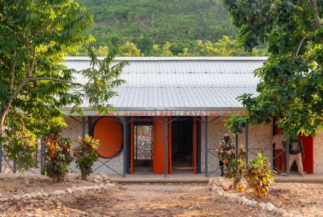 Construction de 4 centres communautaires en Haïti
