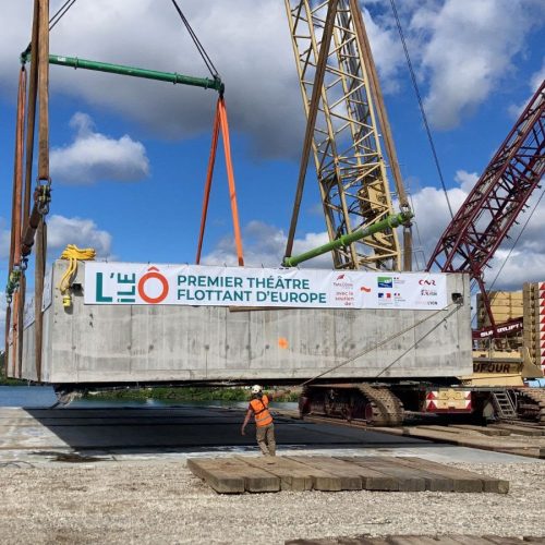 Construction d’un théâtre flottant : l’Île-Ô