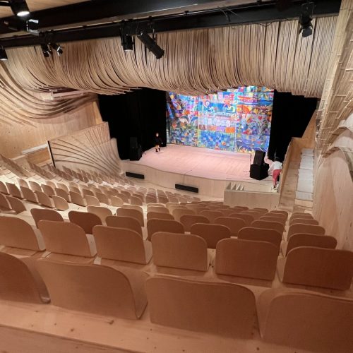Construction d’un théâtre flottant : l’Île-Ô