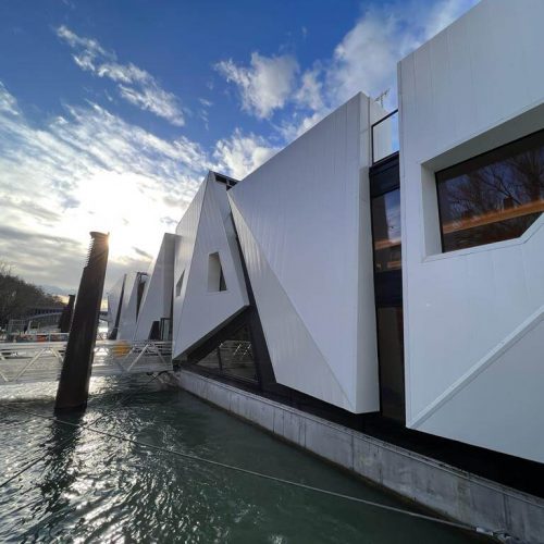 Construction d’un théâtre flottant : l’Île-Ô