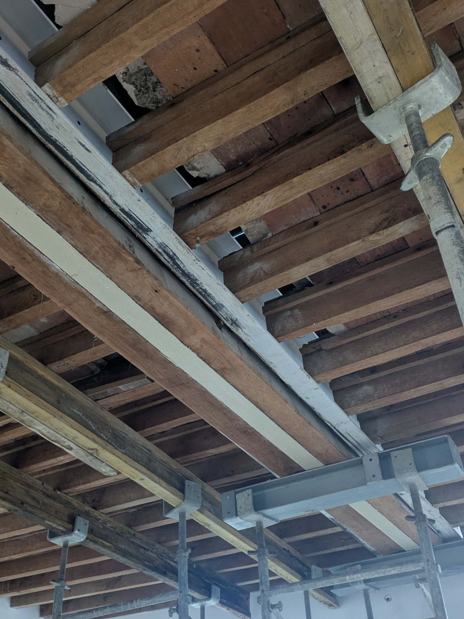 Ecole Saint-Bernard - Réhabilitation lourde et construction neuve bois et maçonnerie