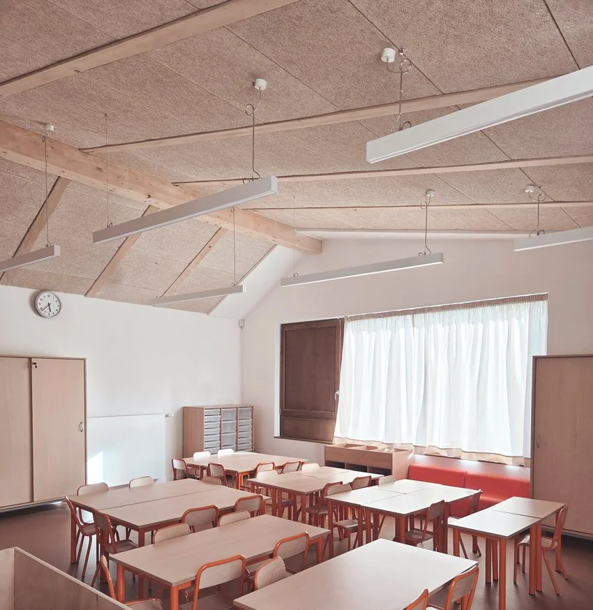 Extension d'une école maternelle et construction d'un centre de loisirs