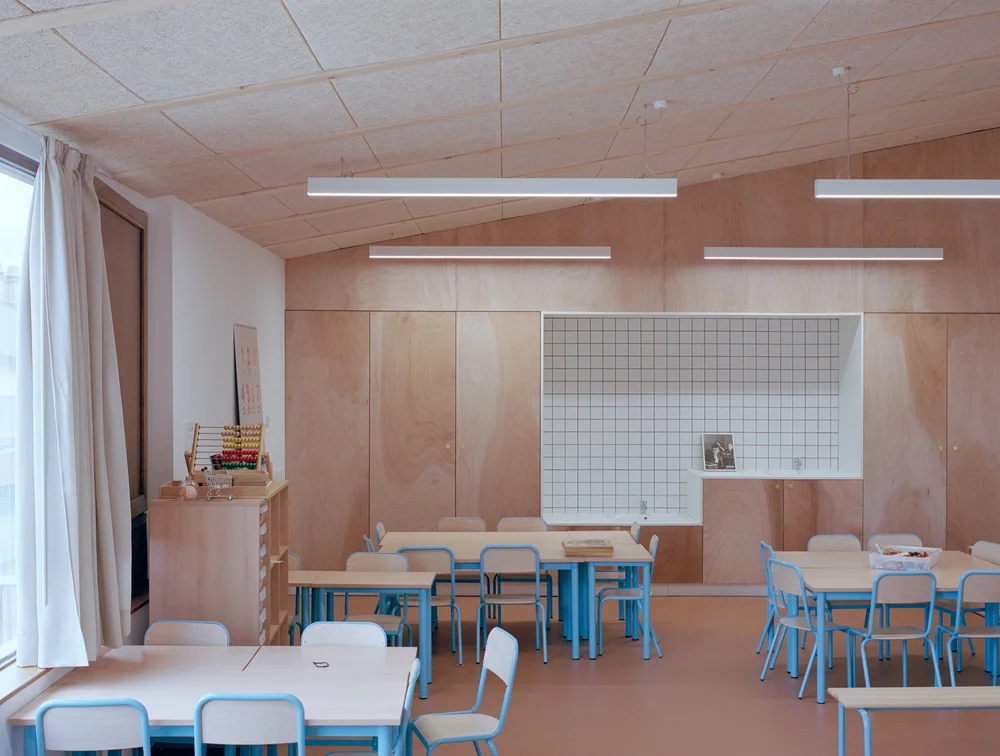 Extension d'une école maternelle et construction d'un centre de loisirs